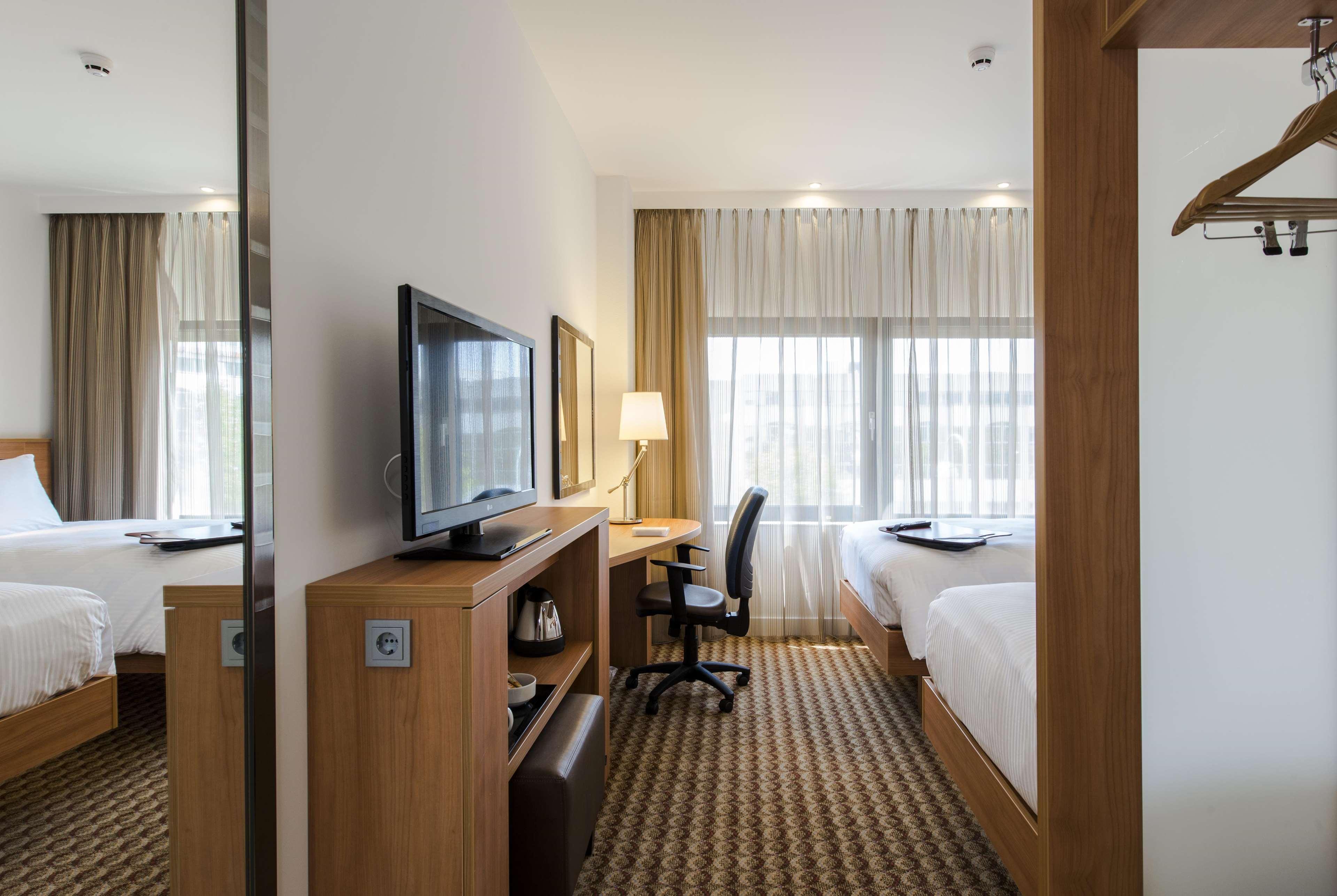 Hampton By Hilton Amsterdam Airport Schiphol Ξενοδοχείο Hoofddorp Εξωτερικό φωτογραφία