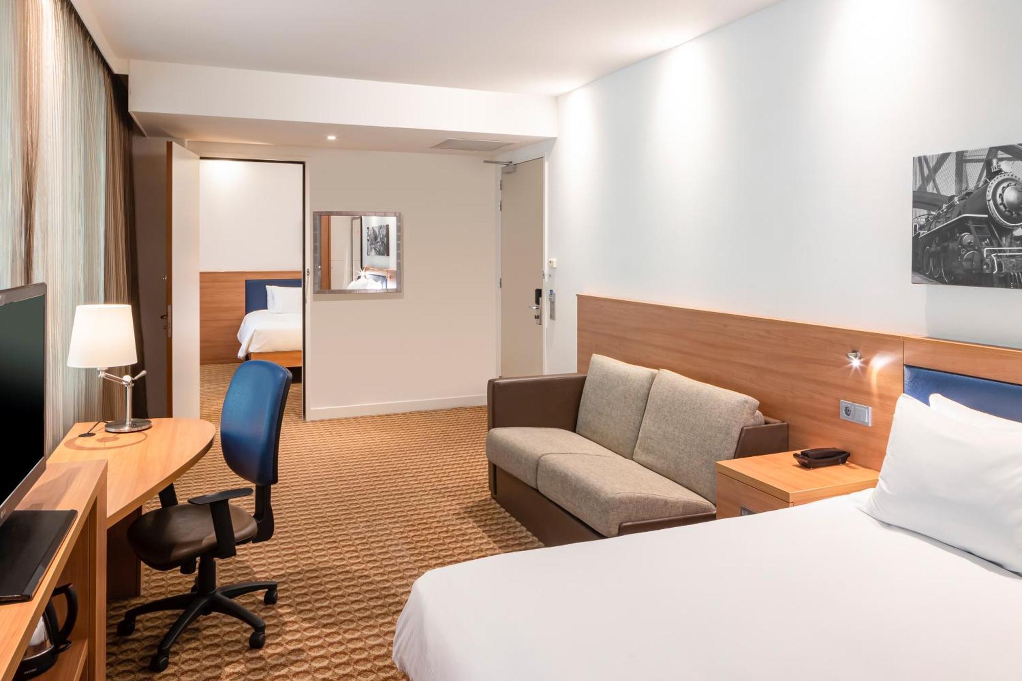 Hampton By Hilton Amsterdam Airport Schiphol Ξενοδοχείο Hoofddorp Εξωτερικό φωτογραφία