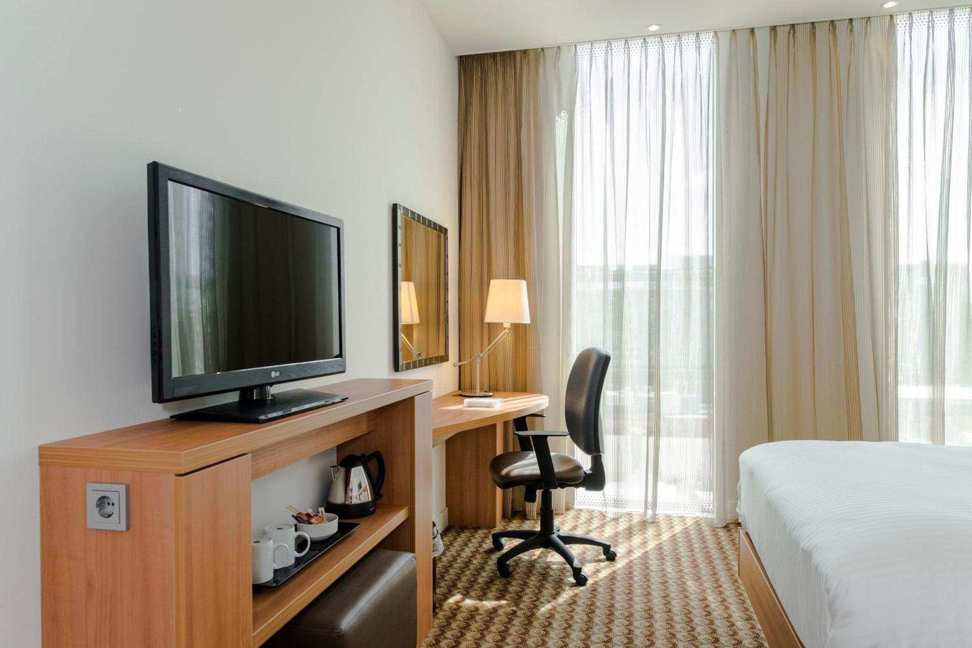 Hampton By Hilton Amsterdam Airport Schiphol Ξενοδοχείο Hoofddorp Εξωτερικό φωτογραφία