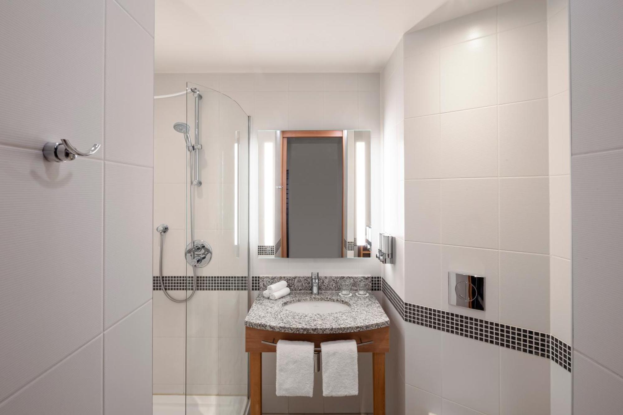 Hampton By Hilton Amsterdam Airport Schiphol Ξενοδοχείο Hoofddorp Εξωτερικό φωτογραφία