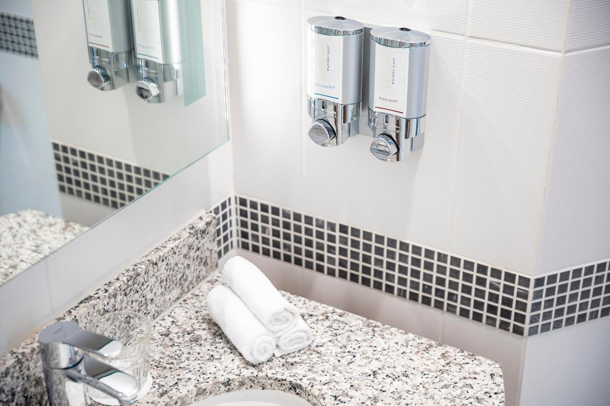 Hampton By Hilton Amsterdam Airport Schiphol Ξενοδοχείο Hoofddorp Εξωτερικό φωτογραφία